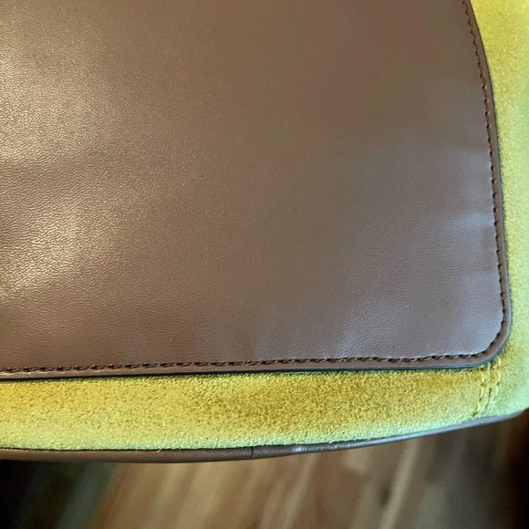 Michael Kors bag and 2 wallets - Picture 5 of 6